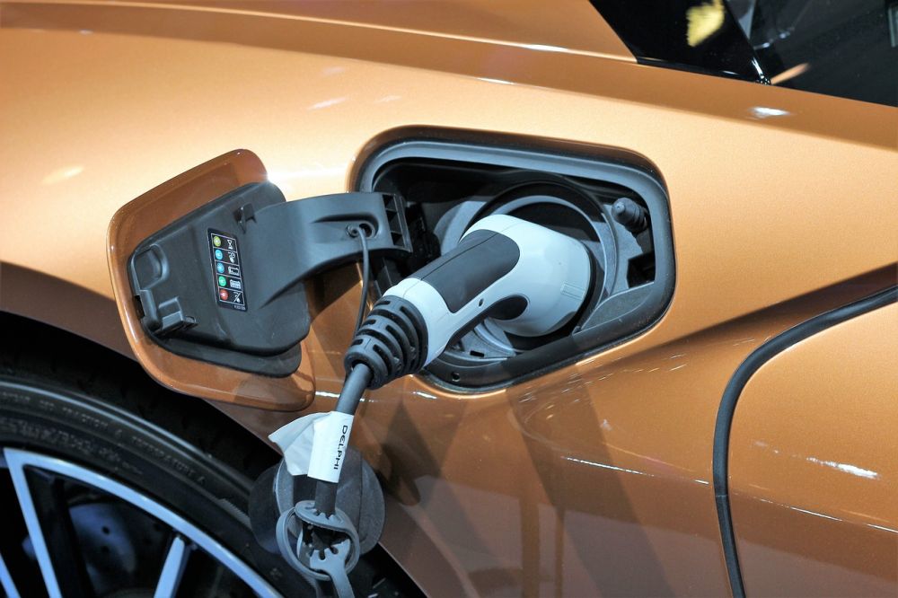 E.ON offers new energy tariff to tempt electric vehicle users Climate